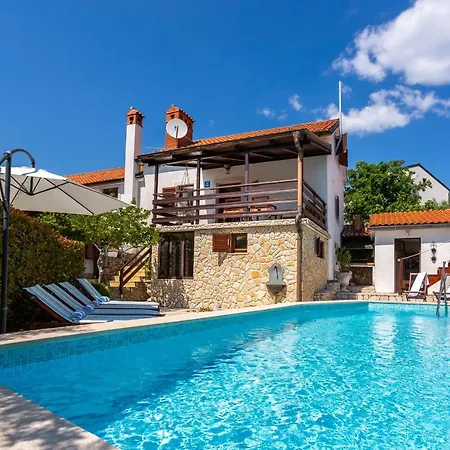 Oleandra Casa de Férias Risika